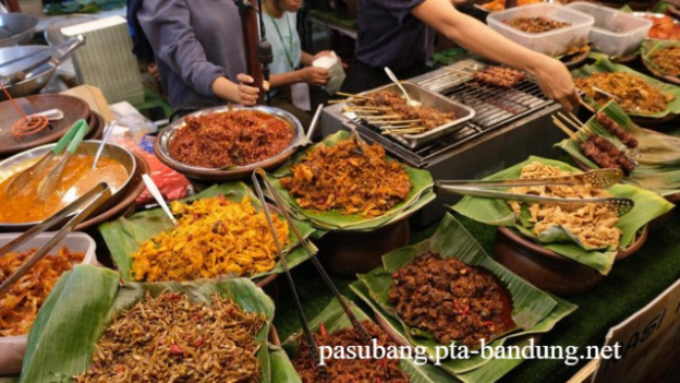 Destinasi Wisata Kuliner Bekasi Terlezat paling Favorit